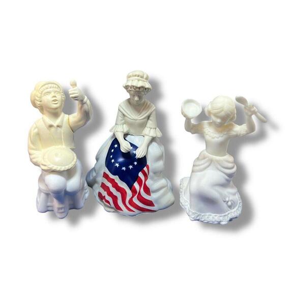 Lot of 3 Vintage Avon Betsy Ross figurine Sonnet Cologne Empty Miss Muffet Jack - Picture 1 of 9